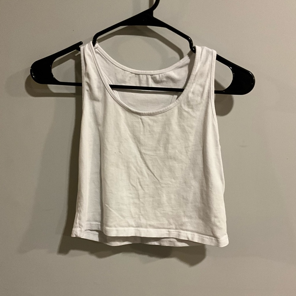Amazon brand white tank top size small